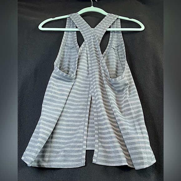 Zyia Gray Nimbus Split Back Tank (Sz Lg) - Picture 2 of 16